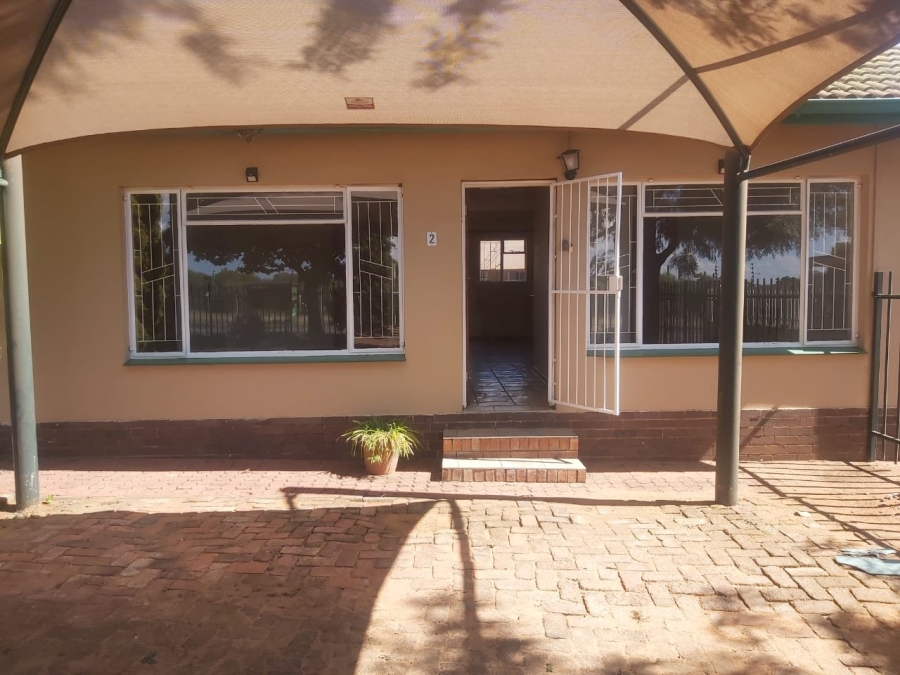 13 Bedroom Property for Sale in Universitas Free State